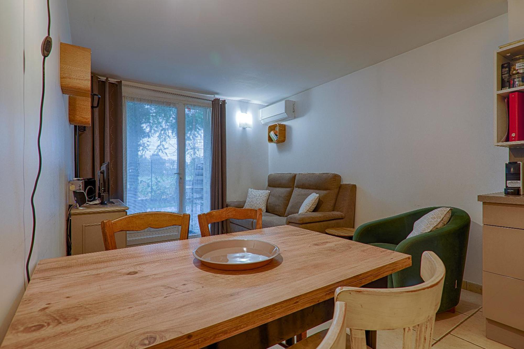 Au Epiceah, Logement A La Campagne 瓦朗斯 外观 照片
